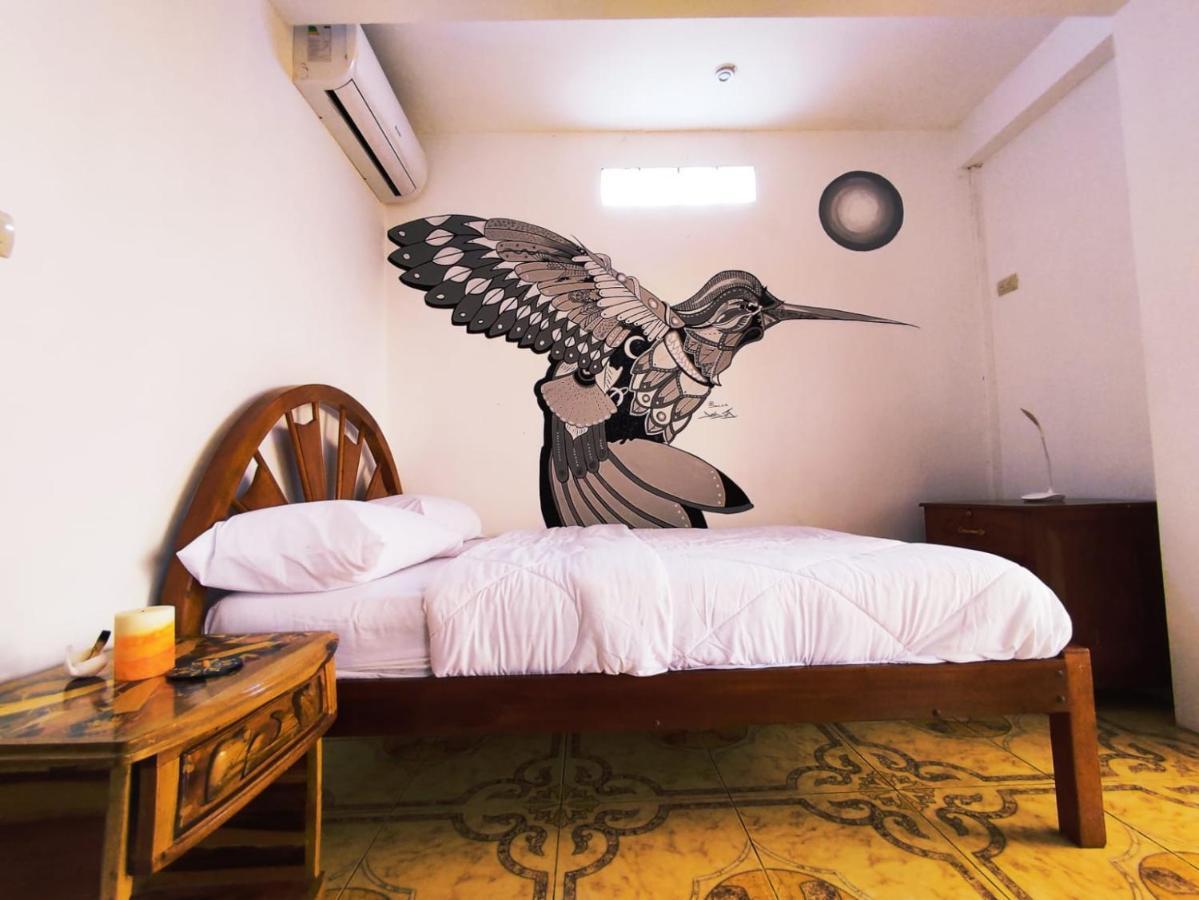 לאס טונאס Hostal Mirada Al Mar מראה חיצוני תמונה