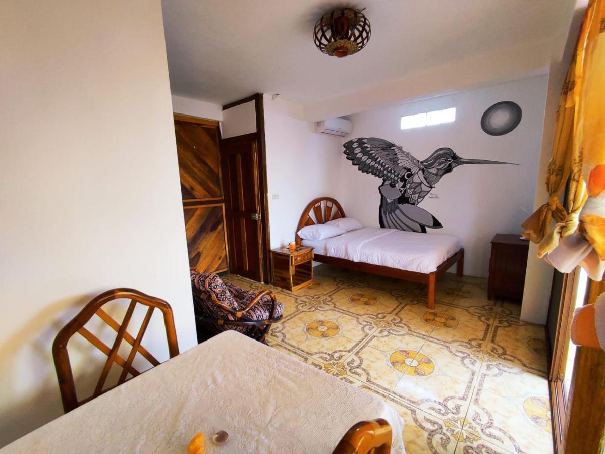 לאס טונאס Hostal Mirada Al Mar מראה חיצוני תמונה