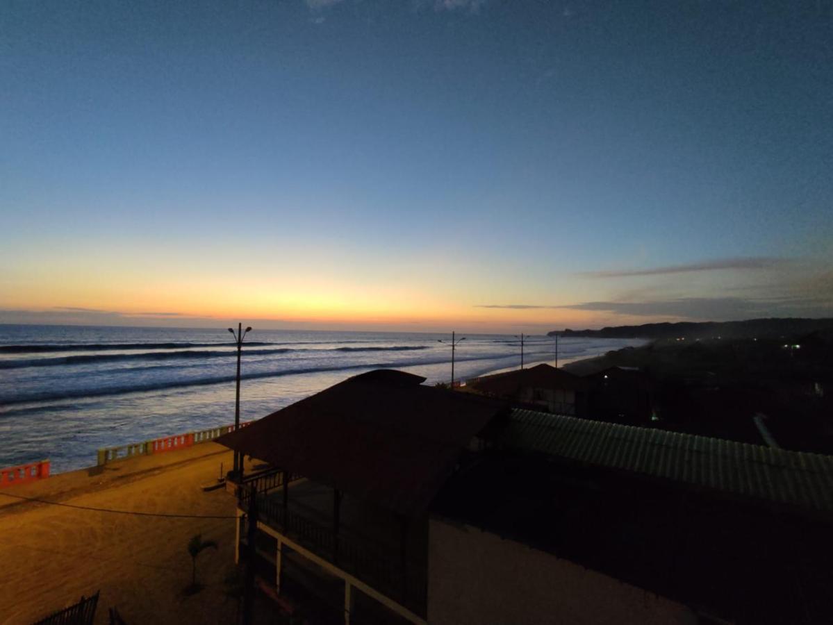 לאס טונאס Hostal Mirada Al Mar מראה חיצוני תמונה