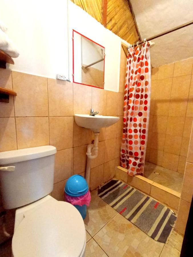 לאס טונאס Hostal Mirada Al Mar מראה חיצוני תמונה