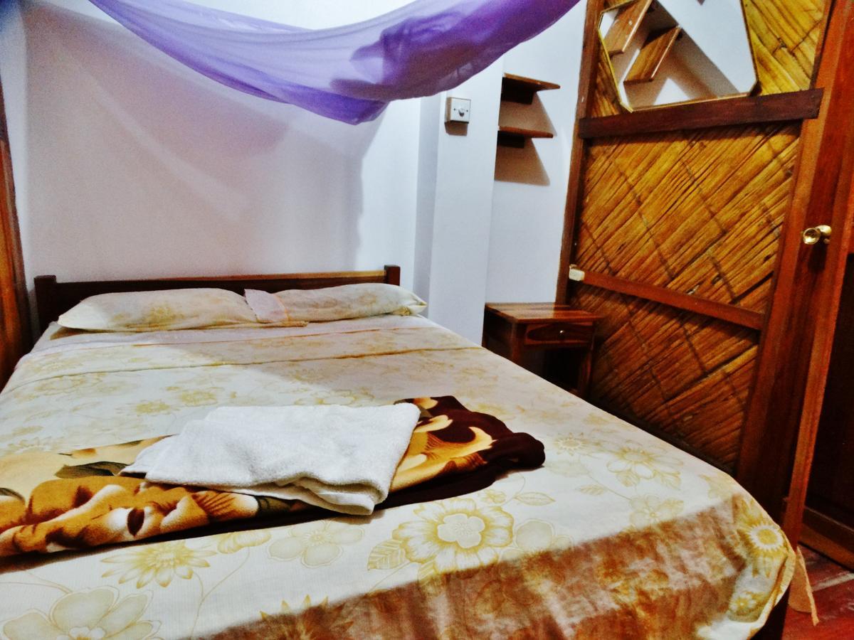 לאס טונאס Hostal Mirada Al Mar מראה חיצוני תמונה